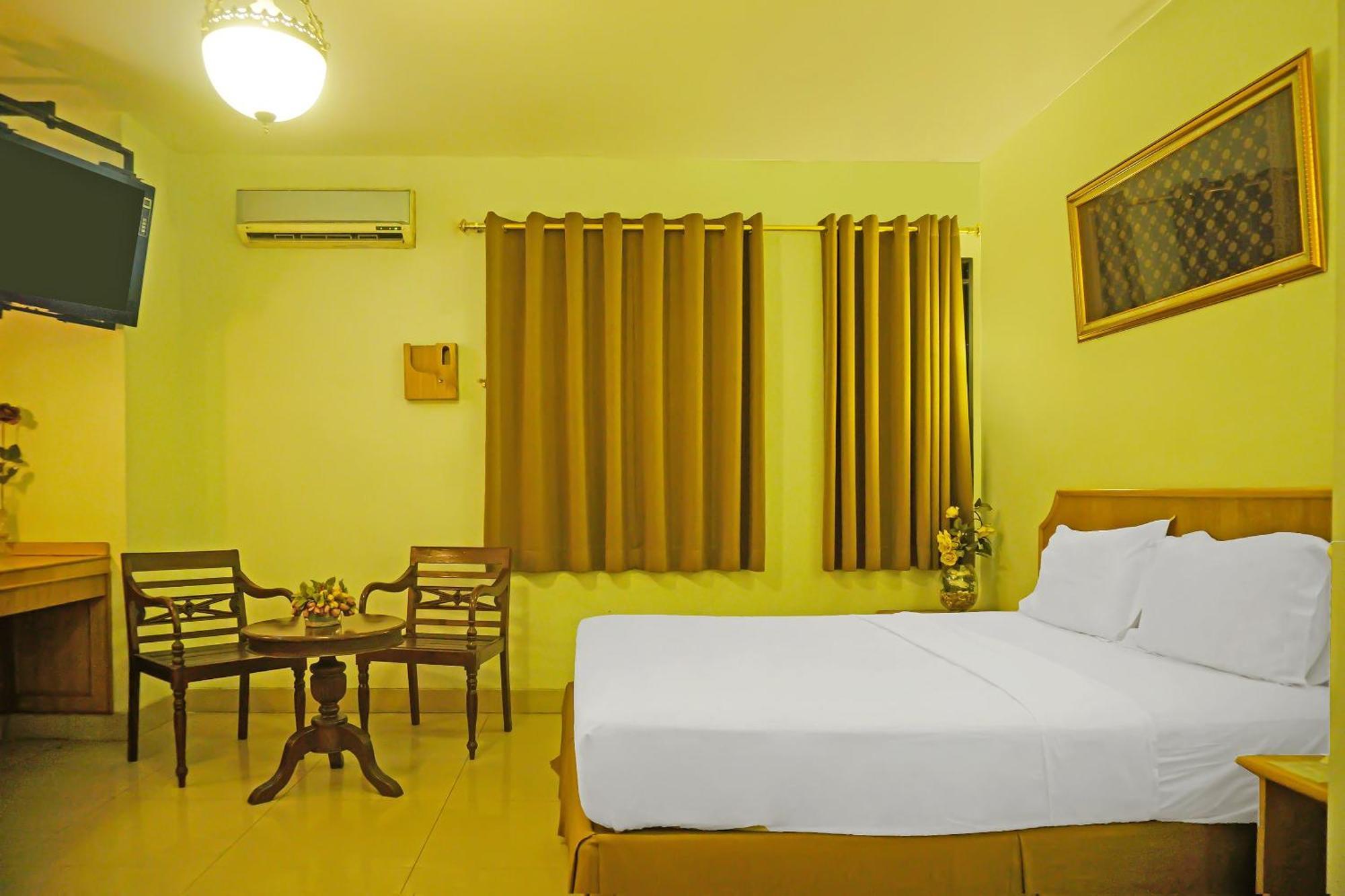 Super Oyo Collection O 92690 Hotel Limas Palembang Exteriér fotografie