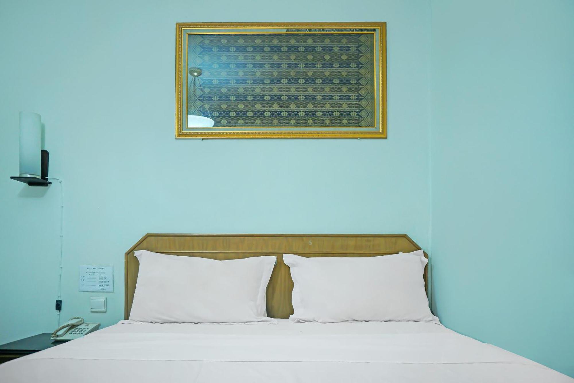 Super Oyo Collection O 92690 Hotel Limas Palembang Exteriér fotografie
