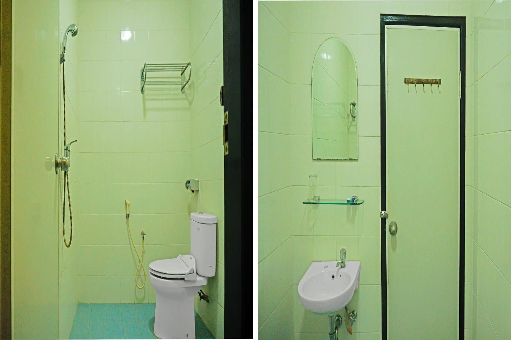 Super Oyo Collection O 92690 Hotel Limas Palembang Exteriér fotografie